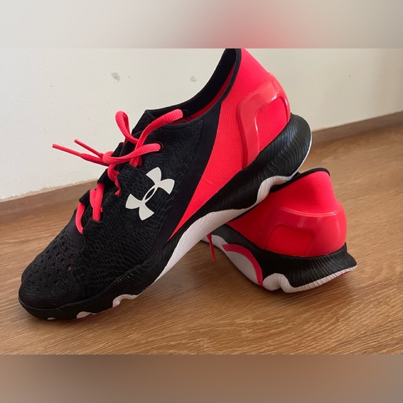 Under Armour Speedform Lightweight Sneakers